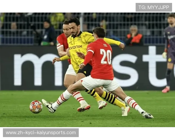 天下足球欧冠20年:回顾《天下足球》栏目中的欧冠20年精彩时刻 天下足球欧冠20年:回顾《天下足球》栏目中的欧冠20年精彩时刻